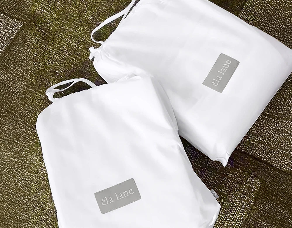 FREE SHIPPING & RETURNS